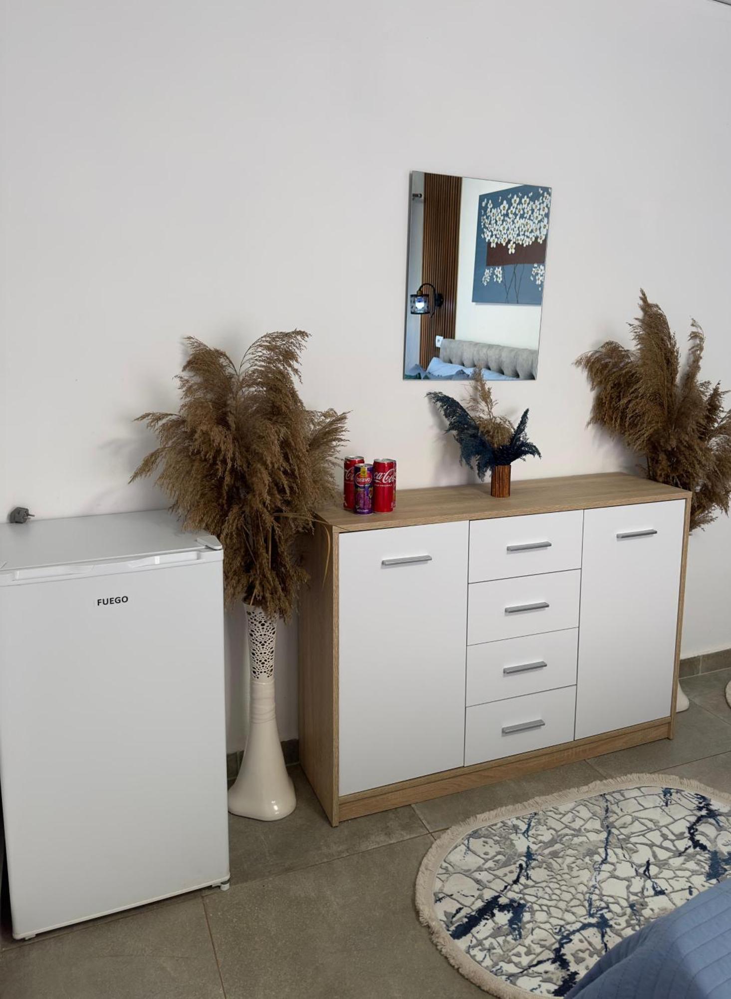 Feti Xhone Apartment Ксамил Екстериор снимка